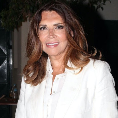 Μιμή Ντενίση: Το κλασικό αρχοντικό σπίτι της θα σε ξετρελάνει! Οι γωνίες που λατρέψαμε (pics & vid)