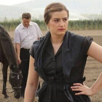 Άγριες Μέλισσες: Έτσι άλλαξε θεαματικά την εικόνα της η Λενιώ - Η θεραπεία και τα κιλά