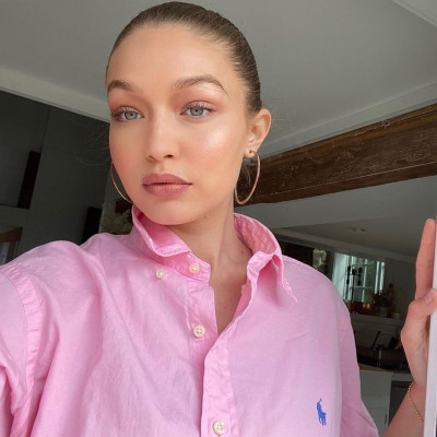 Η αποκάλυψη της Gigi Hadid για την εγκυμοσύνη της και τις πλαστικές