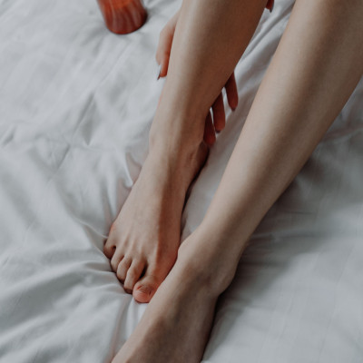 Υποφέρεις από σκασμένες φτέρνες; Σου έχουμε την λύση!