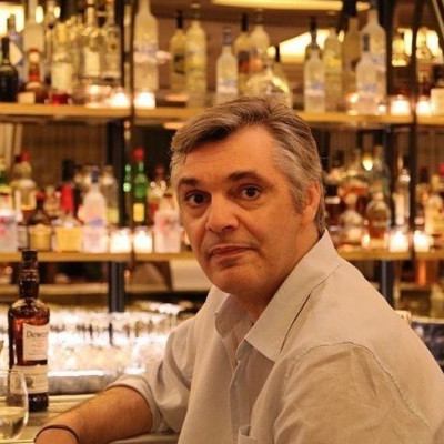 Ξέχνα τον Άλκη Κούρκουλο όπως τον ήξερες: H μεγάλη του αλλαγή στην καραντίνα (photos)