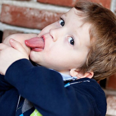 Δέκα πράγματα που κανείς δεν μπορεί να κάνει με το σώμα του! (Video)