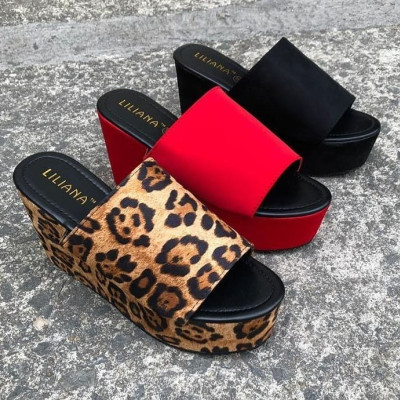 Shopping Guide: Oι ωραιότερες πλατφόρμες για τις βόλτες σου