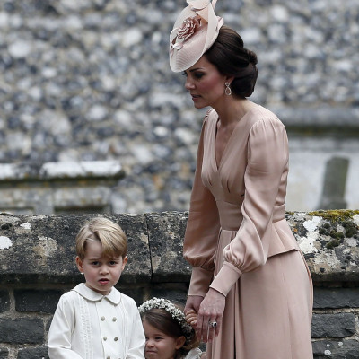 Η σπάνια και απρόσμενη απάντηση του Kensington για την κατάσταση της Kate Middleton