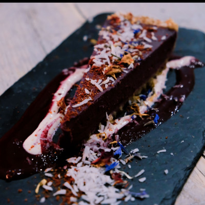 Πώς θα φτιάξεις το πιο yummy κέικ σοκολάτας