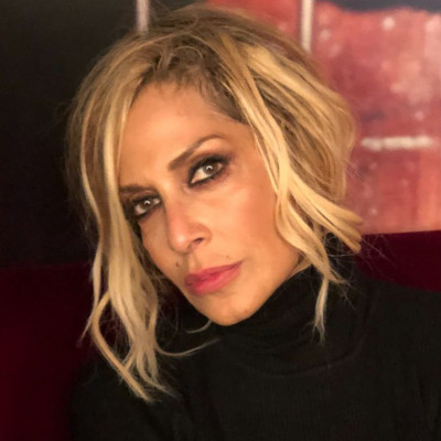 Αγνώριστη η Άννα Βίσση: Πιο ανανεωμένη από ποτέ στις νέες φωτογραφίες