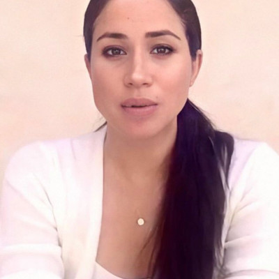 Η εμφάνιση της Meghan Markle με δάκρυα στα μάτια προκαλεί ρίγη συγκίνησης