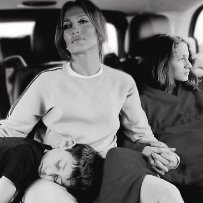 Η κόρη της JLo θα κυκλοφορήσει βιβλίο και είναι μόλις 12 ετών