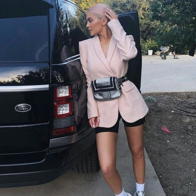 Πώς θα φτιάξεις μόνη σου το ωραιότερο DIY biker shorts (video)