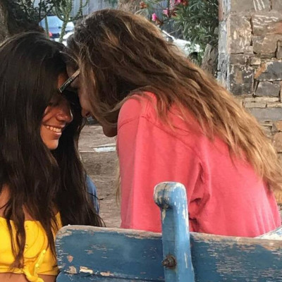 Μελίνα Νικολαΐδη: Το στιλ και η φωνή της κόρης της Βανδή θα σε συναρπάσουν!