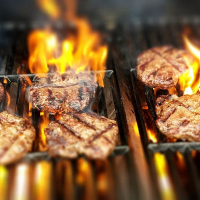 Φτιάχνετε τα μπιφτέκια σας με λευκό ψωμί; Μην το κάνετε ξανά! (photos)