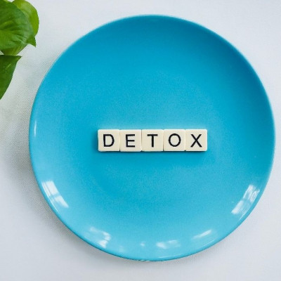 Detox alert: Πώς θα κάνεις αποτοξίνωση σε έξι ημέρες χωρίς να καταπιεστείς