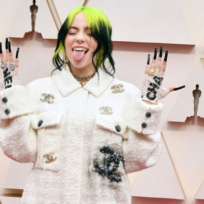 10 facts για την Billie Eilish που θα σε κάνουν να την αγαπήσεις περισσότερο