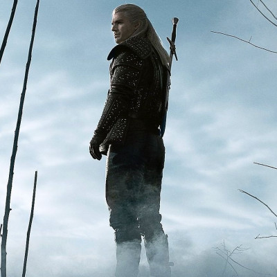 Ο Henry Cavill έγινε Dark Knight και είναι λίγο περίεργο