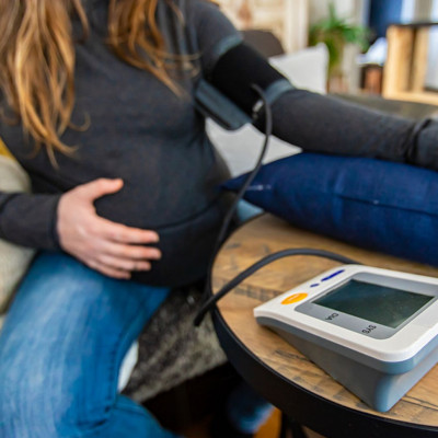 Υπέρταση κύησης: Οι κίνδυνοι για τη γυναικεία καρδιά μετά την εγκυμοσύνη