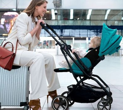 Η CYBEX παρουσιάζει το νέο της καρότσι με κάθισμα που περιστρέφεται 360°!