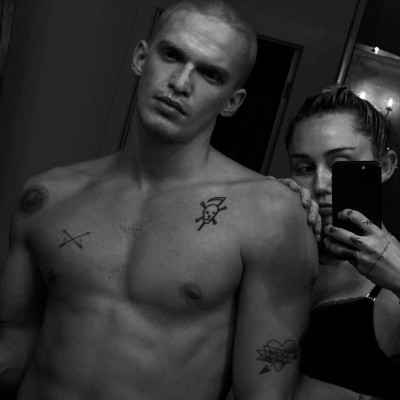 CoupleGoals: Miley Cyrus και Cody Simpson πήγαν τη σχέση τους σε άλλο level