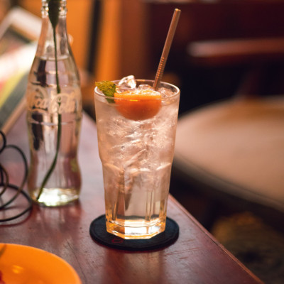 Πώς θα φτιάξεις απολαυστικό ice tea εύκολα στο σπίτι! (video)