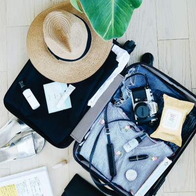 5+1 beauty essentials που δεν πρέπει να ξεχάσεις να βάλεις στη βαλίτσα σου