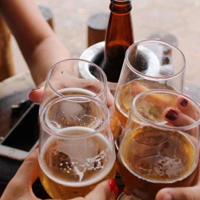 Πώς θα οργανώσεις ένα διαφορετικό και ανάλαφρο girls’ night at home