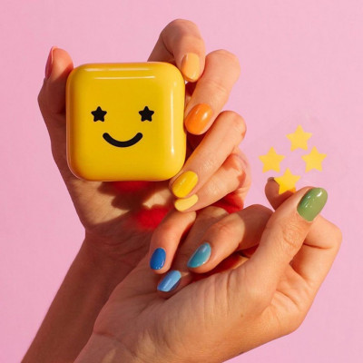 Η Starface έχει τα πιο fun προϊόντα για την καταπολέμηση της ακμής