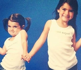 Μπορείς να καταλάβεις ποιες Tik- Tokers είναι τα κορίτσια της φωτογραφίας;