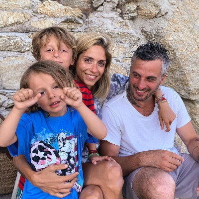 Καρβέλα - Πανουργιάς: Οι ανέμελες στιγμές τους στη Μύκονο