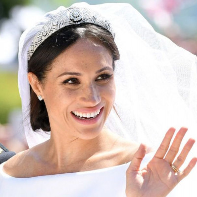 A royal mani: Ξέρουμε ακριβώς ποια βερνίκια φόρεσε την ημέρα του γάμου της η Meghan