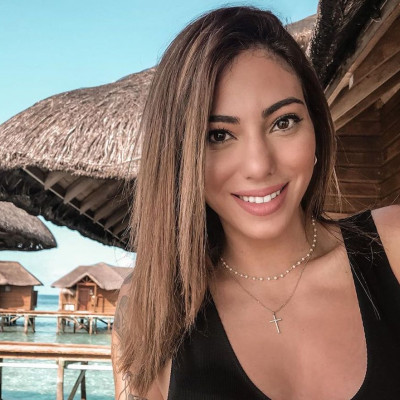 Η Ευρυδίκη Βαλαβάνη ποζάρει χωρίς ίχνος μακιγιάζ και εντυπωσιάζει