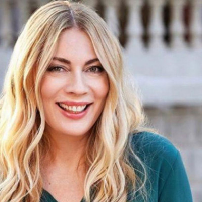 Γενέθλια για τη Σμαράγδα Καρύδη - Πόσο χρονών έγινε; (Photos)