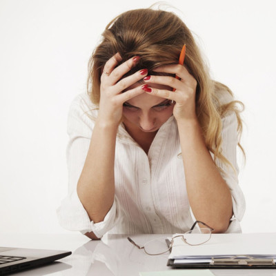 Έντονο στρες: Ποια σημάδια στέλνει το σώμα (video)