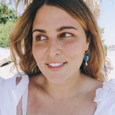 Η Εβελίνα Νικόλιζα πήρε 35 κιλά και ποζάρει με μαγιό!