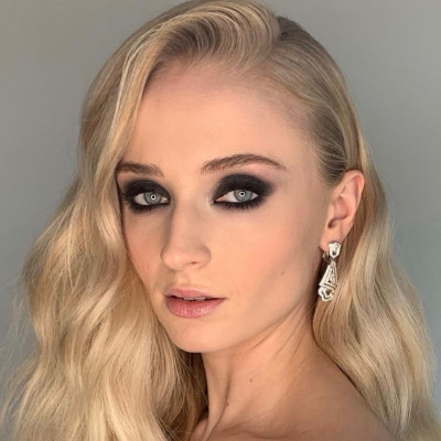 H Sophie Turner στην DCEU; Αυτός ο fan το έκανε πραγματικότητα