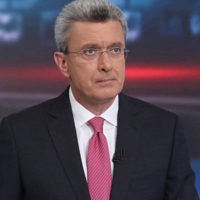 Νίκος Χατζηνικολάου:Το καλοκαίρι της καρδιάς του & η φώτο με τα 4 παιδιά του