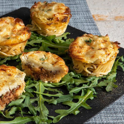 Ατομικό παστίτσιο σε θήκη muffin