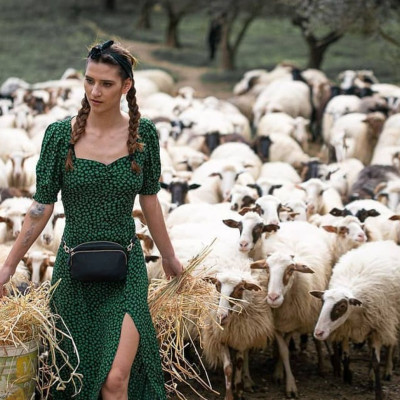 Η «αγρότισσα» του GNTM άναψε ξανά φωτιές (photos)