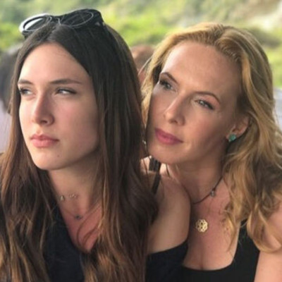 Εβελίνα Παπούλια: Η κόρη της γιορτάζει & ανέβασε την πιο τέλεια φώτο τους