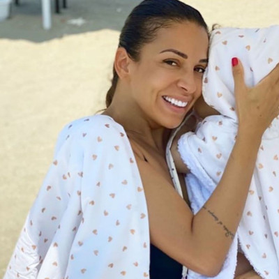 Ελένη Χατζίδου:Το αδημοσίευτο βίντεο από το baby shower λίγο πριν γεννήσει