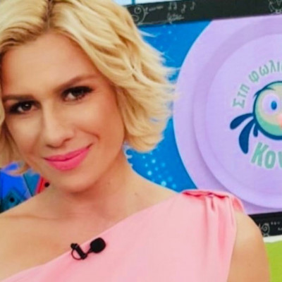 Κατερίνα Καραβάτου: Το απίθανο δώρο της κόρης της για τη σημερινή πρεμιέρα