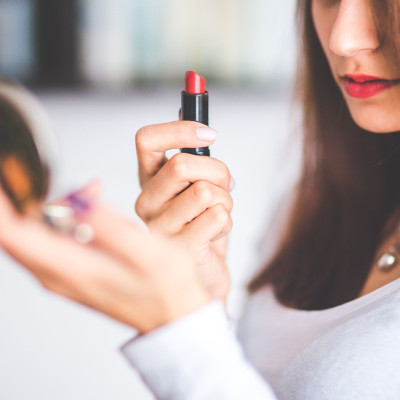 Ποιο μακιγιάζ πρέπει να αποφύγεις στο σχολείο