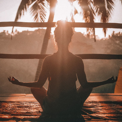 Δύο εφαρμογές που θα σε βοηθήσουν να αντιμετωπίσεις το άγχος και το στρες