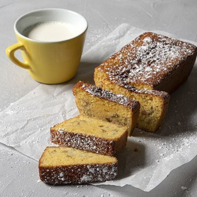 Άκης Πετρετζίκης: Κέικ με αχλάδι