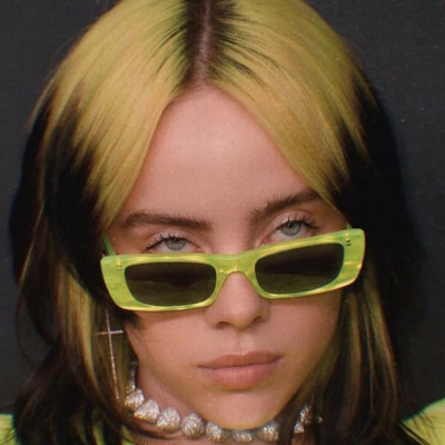 Τα 10 ωραιότερα χτενίσματα της Billie Eilish που ζηλέψαμε και εμείς