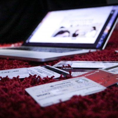 Πέντε πράγματα που πρέπει να προσέξεις πριν ψωνίσεις online εν μέσω πανδημίας