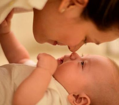 Τρεις λόγοι που η ρουτίνα μπάνιου του μωρού μας είναι η πιο σημαντική της ημέρας