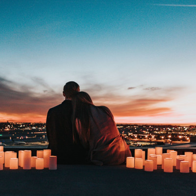 Τότε VS Τώρα: Όταν ο ρομαντισμός είχε μεγαλύτερη αξία από 100 DMs