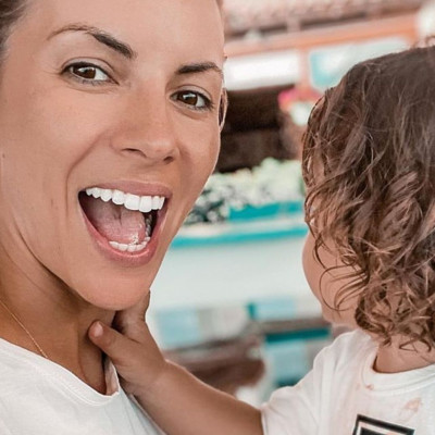 Φτιάξε κέικ μπανάνας με το παιδί σου, όπως ακριβώς και η Μαρία Λουίζα Βούρου