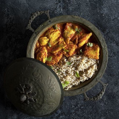 Σήμερα το μεσημέρι φτιάξε ψάρι με κάρι από τον Άκη Πετρετζίκη