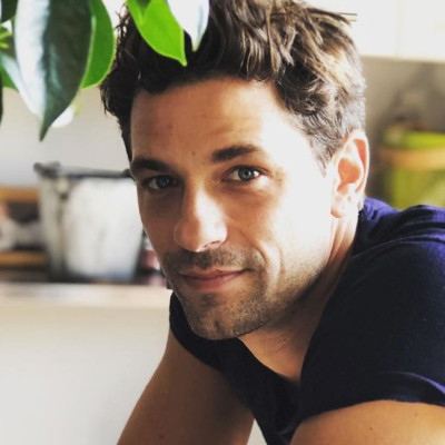 Αποστόλης Τότσικας: Έτσι πάει τα παιδιά στο σχολείο (pics)