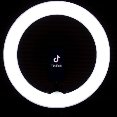 Θες να γίνουν viral τα videos σου στο Tik- Tok; Βάλε αυτά τα τραγούδια